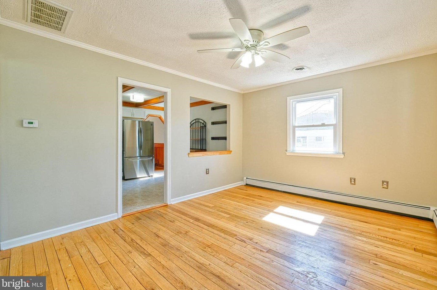 6 Honeycomb Rd, Baltimore, MD 21220-3417