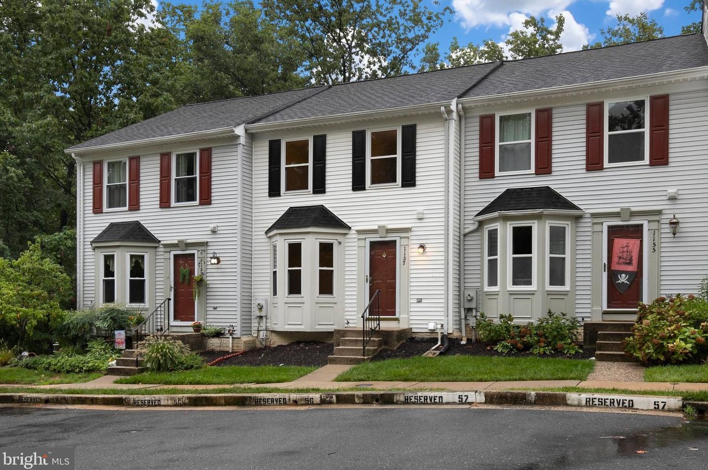 1157 Ingate Rd, Baltimore, MD 21227-3850