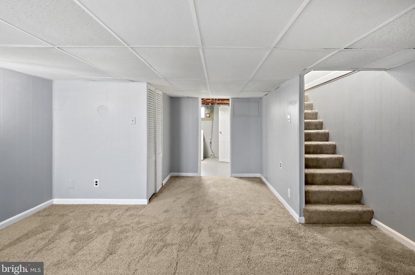 1079 Elm Rd, Baltimore MD  21227-3935 exterior