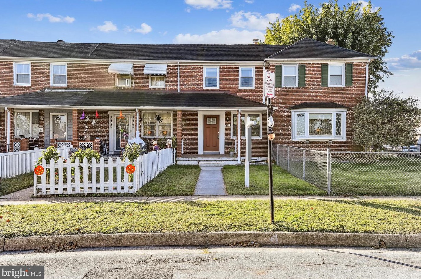 423 Oakwood Rd, Baltimore, MD 21222-2217