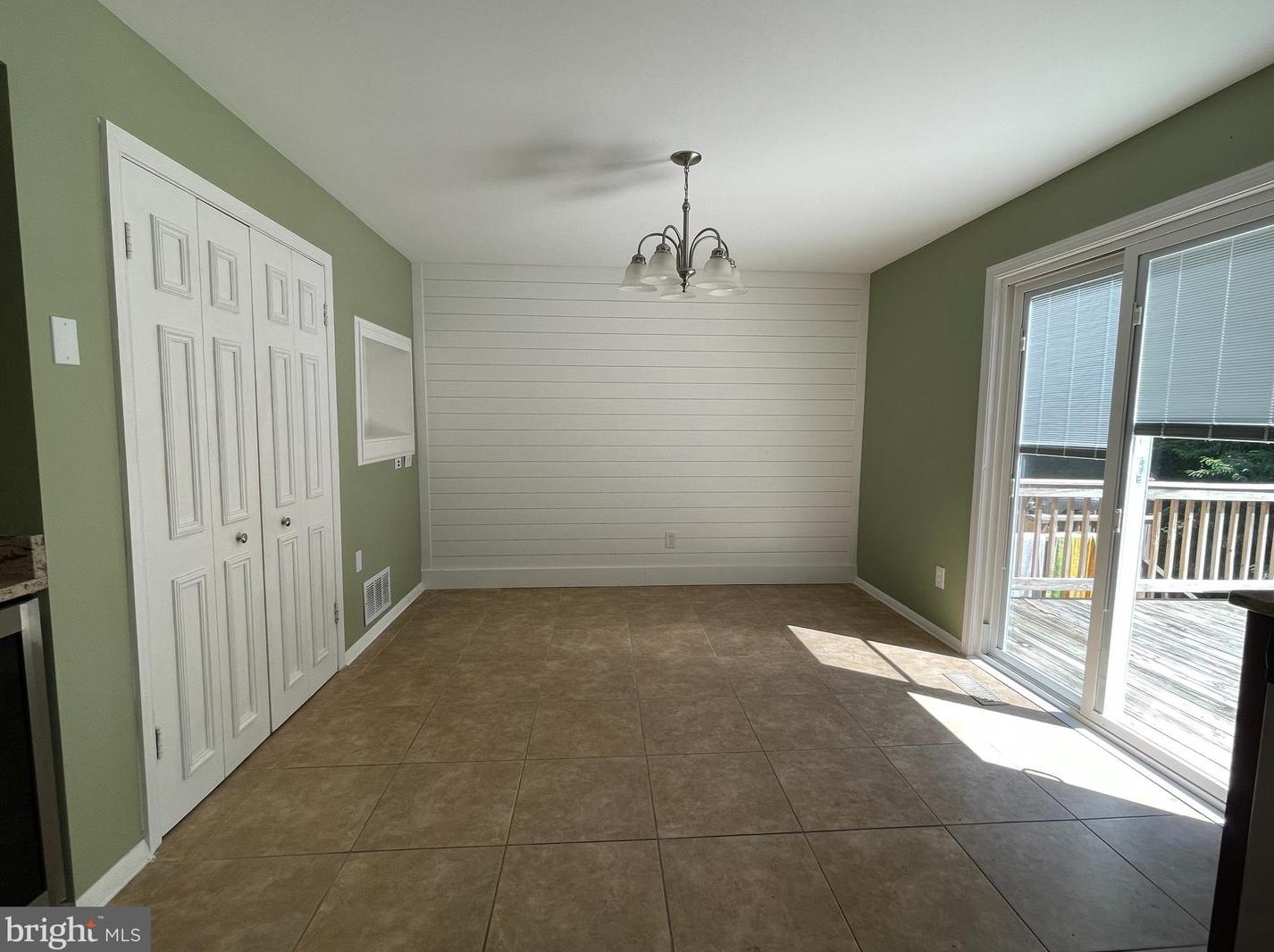 9027 Throgmorton Rd, Baltimore MD  21234-2064 exterior
