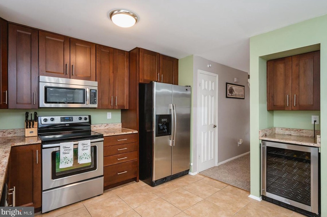 9027 Throgmorton Rd, Baltimore MD  21234-2064 exterior