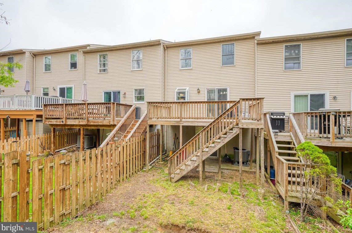 9027 Throgmorton Rd, Baltimore MD  21234-2064 exterior