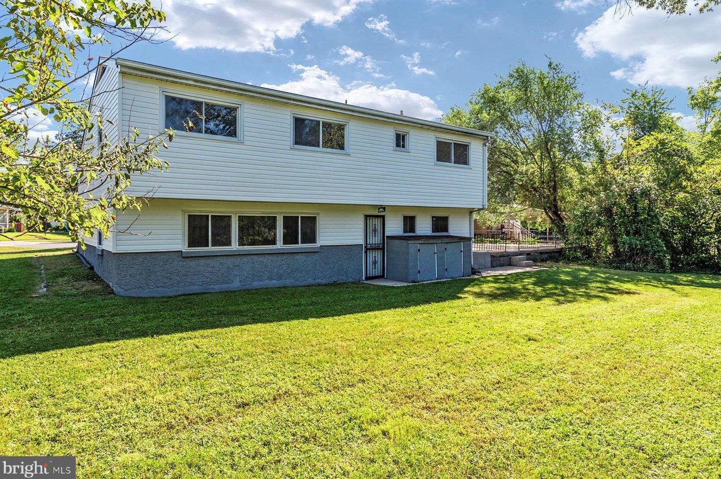 7203 Seymour Pl, Baltimore MD  exterior