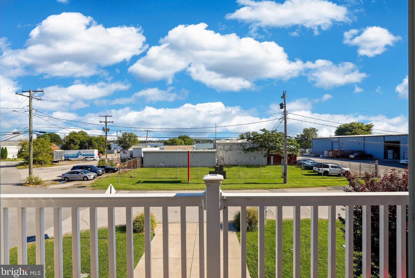 8301 Bletzer Rd, Baltimore MD 21222-2871 exterior