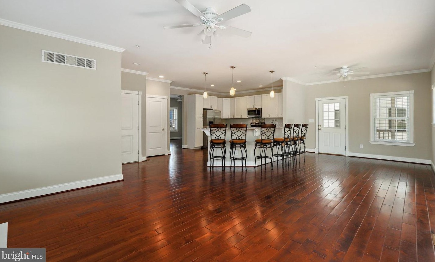 8301 Bletzer Rd, Baltimore MD 21222-2871 exterior