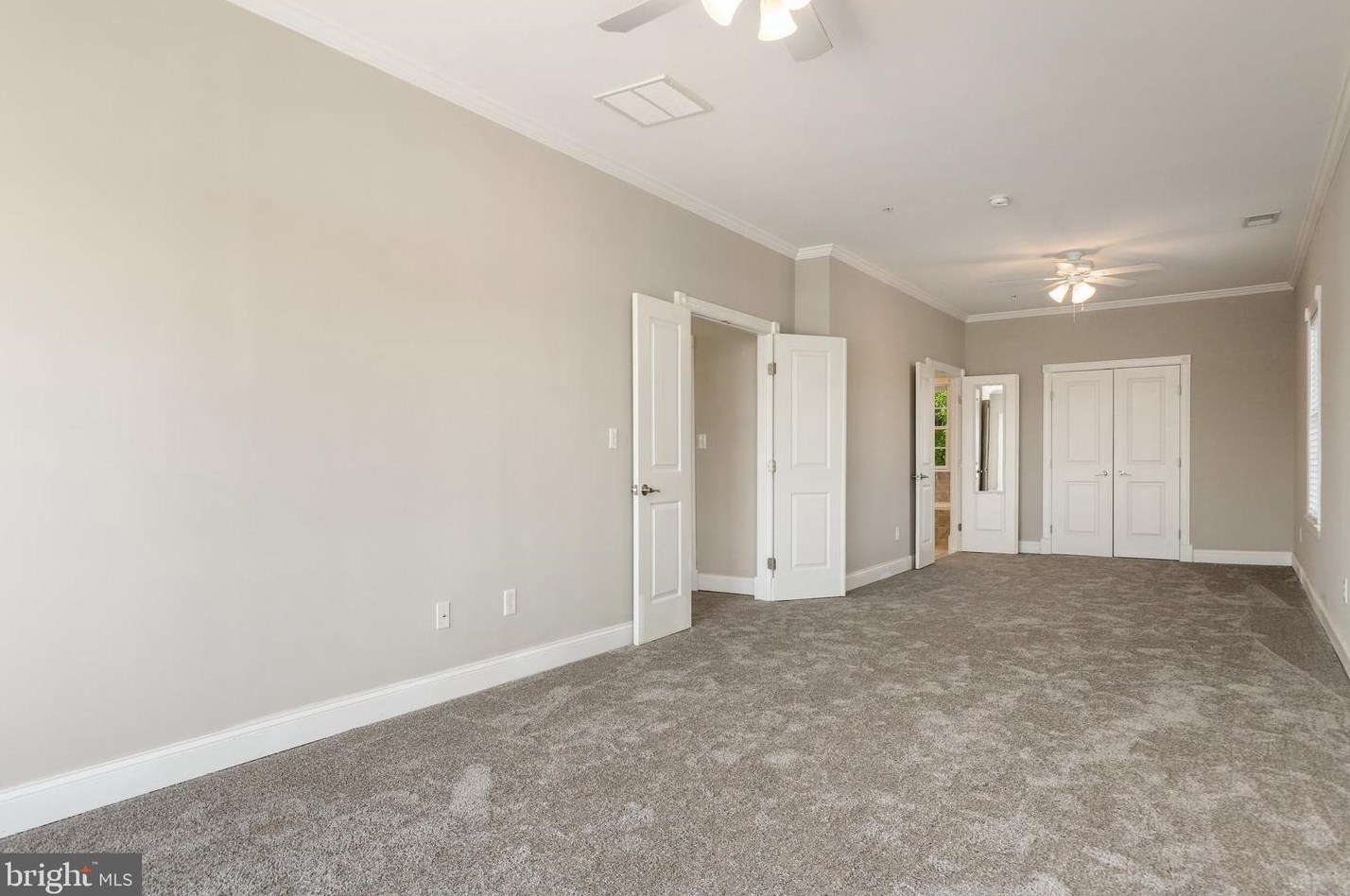 8301 Bletzer Rd, Baltimore MD 21222-2871 exterior