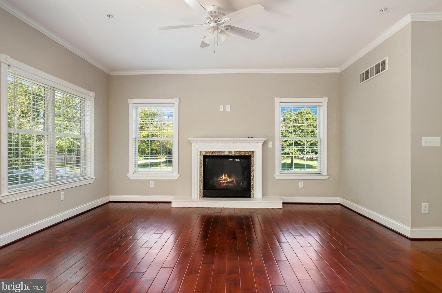 8301 Bletzer Rd, Baltimore MD 21222-2871 exterior