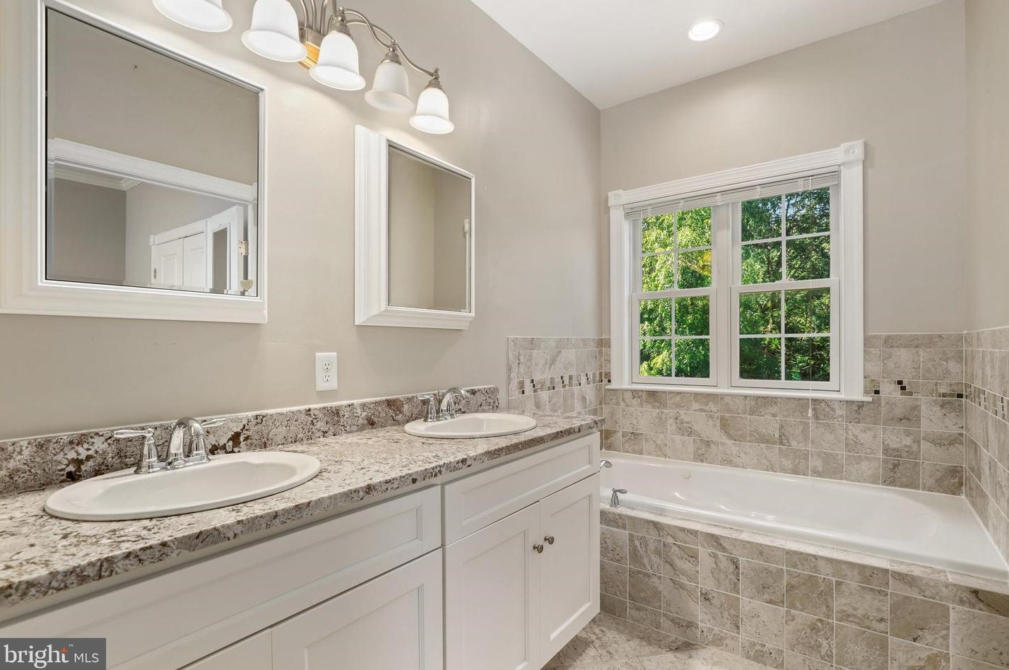 8301 Bletzer Rd, Baltimore MD 21222-2871 exterior