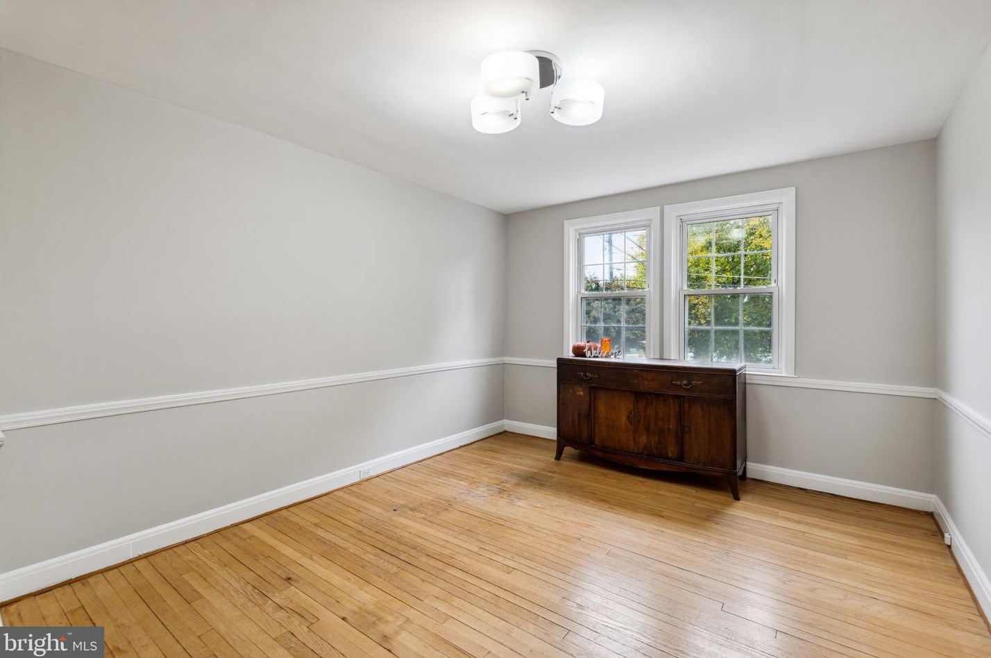 363 Whitfield Rd, Baltimore MD 21228-1809 exterior