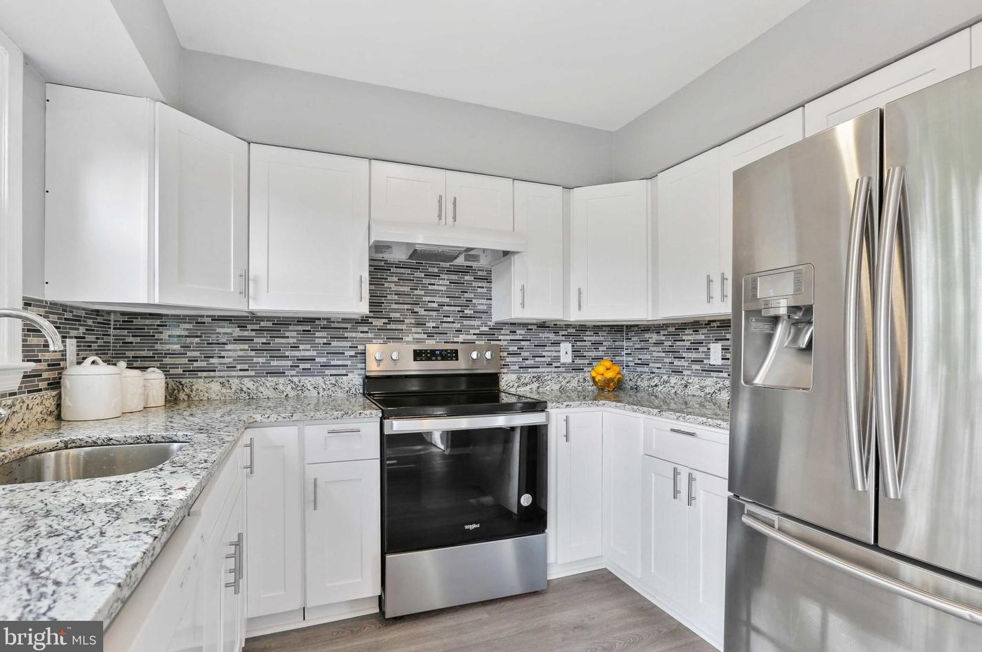 5804 Richardson Mews Sq, Baltimore MD  21227-4212 exterior