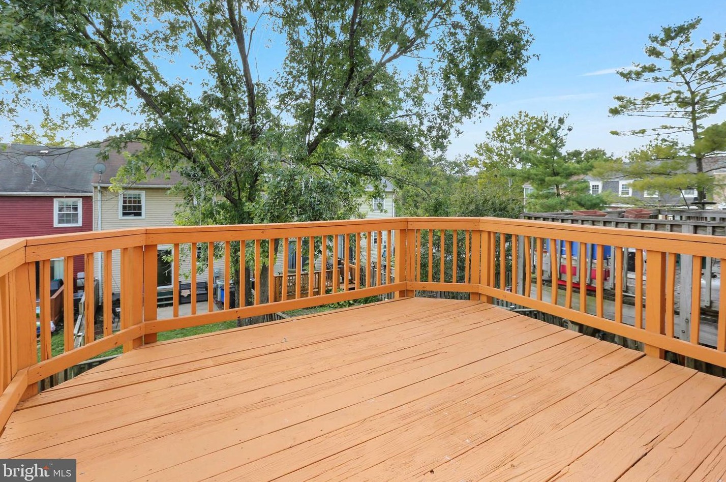 5804 Richardson Mews Sq, Baltimore MD  21227-4212 exterior