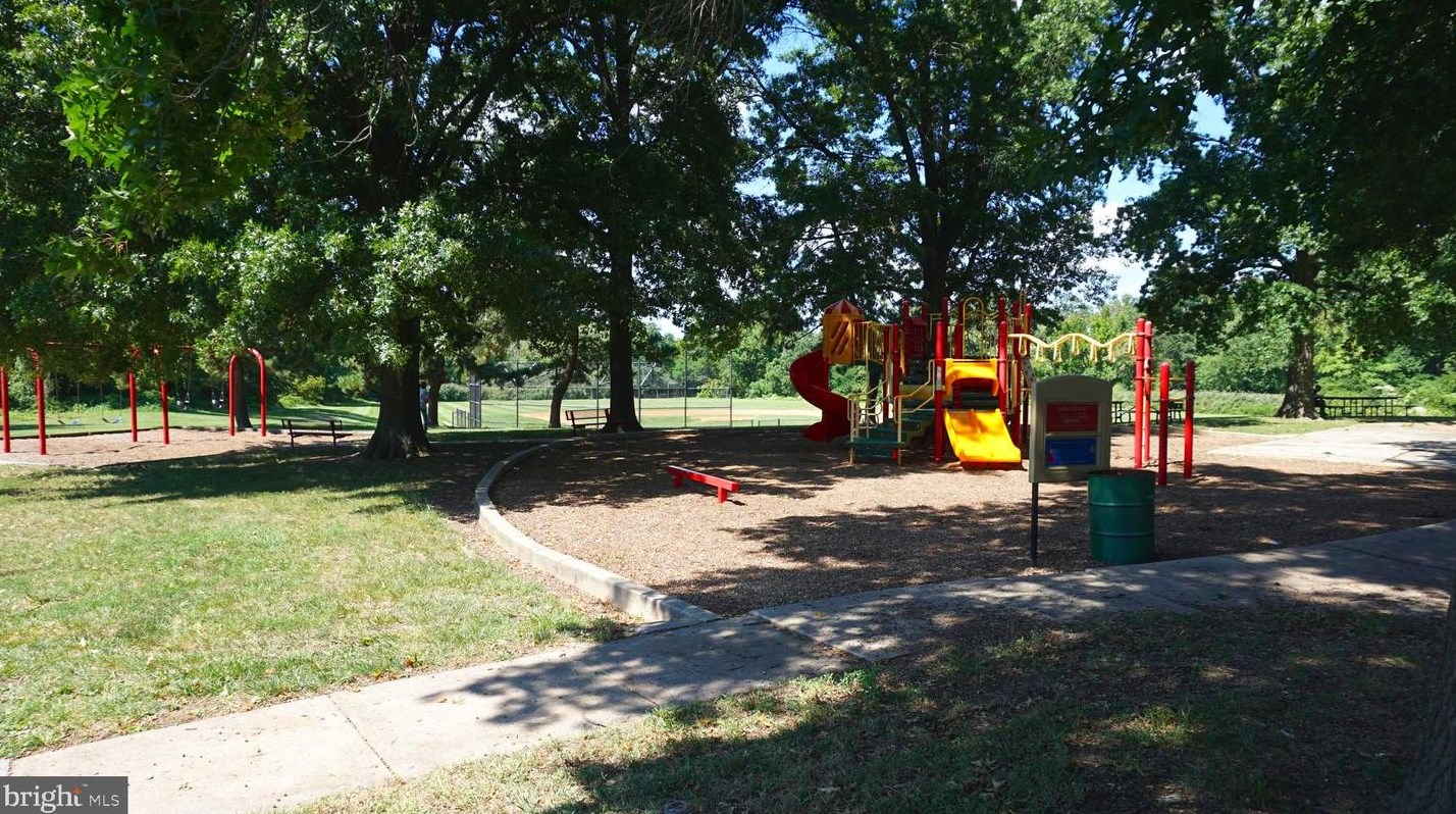 234 Baltimore Ave, Baltimore MD  21222-4206 exterior