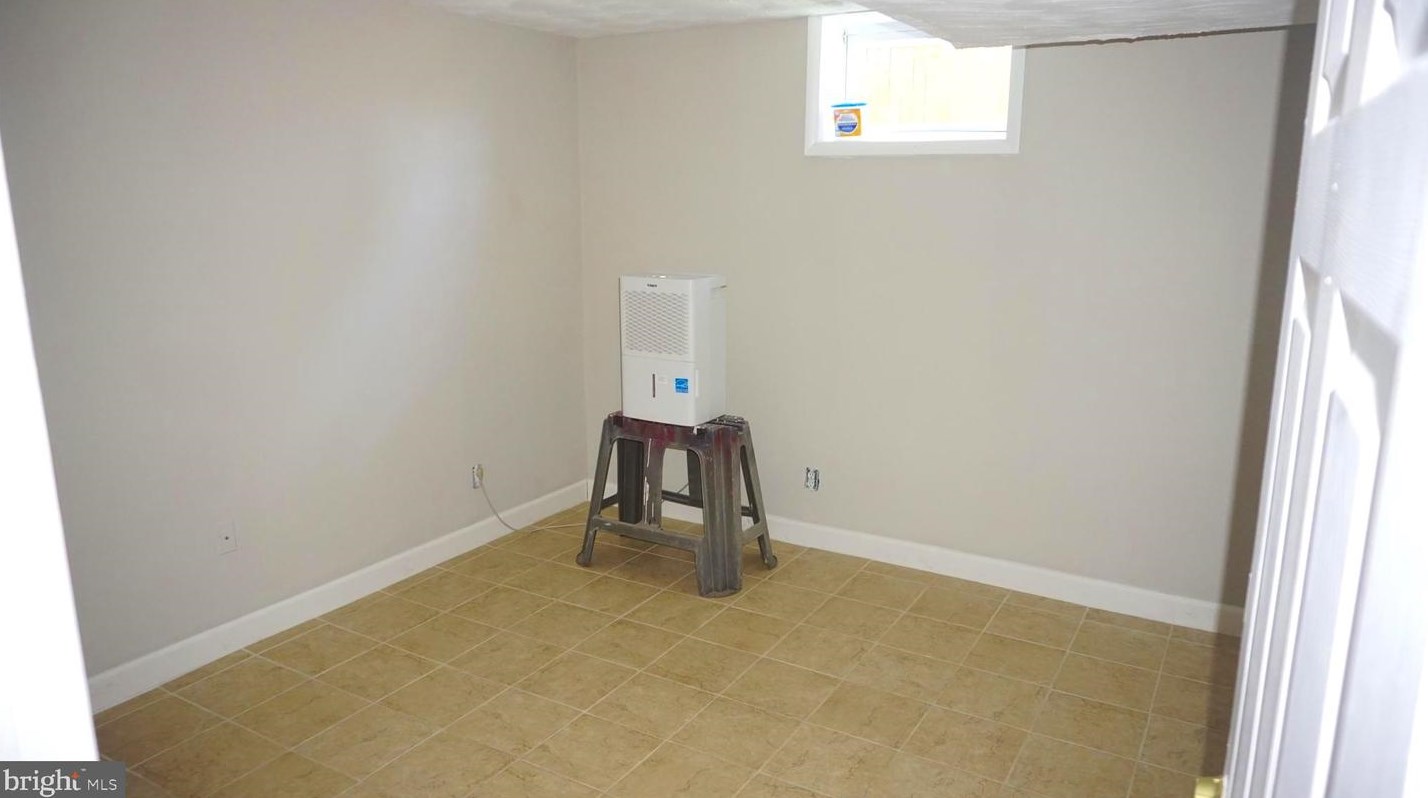 234 Baltimore Ave, Baltimore MD  21222-4206 exterior