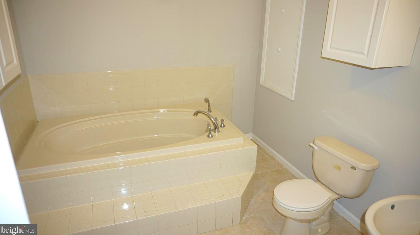 234 Baltimore Ave, Baltimore MD  21222-4206 exterior