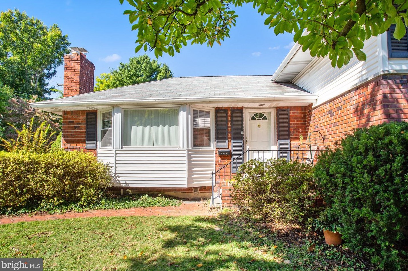 602 Squires Rd, Baltimore, MD 21286-2958