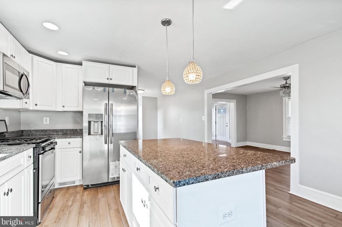 6801 Youngstown Ave, Baltimore MD  21222-1026 exterior