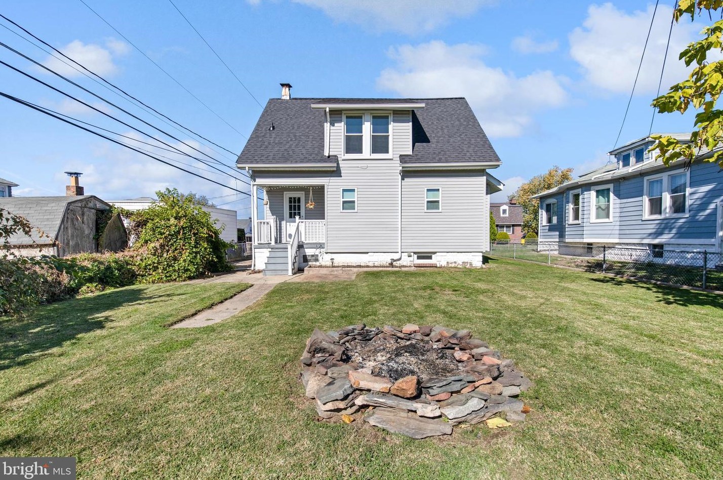 6801 Youngstown Ave, Baltimore MD  21222-1026 exterior