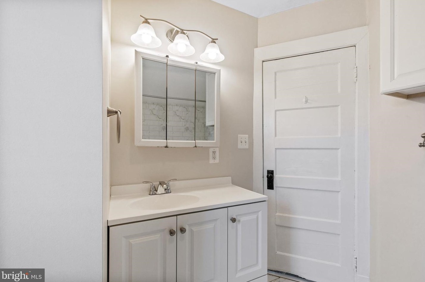 6801 Youngstown Ave, Baltimore MD  21222-1026 exterior