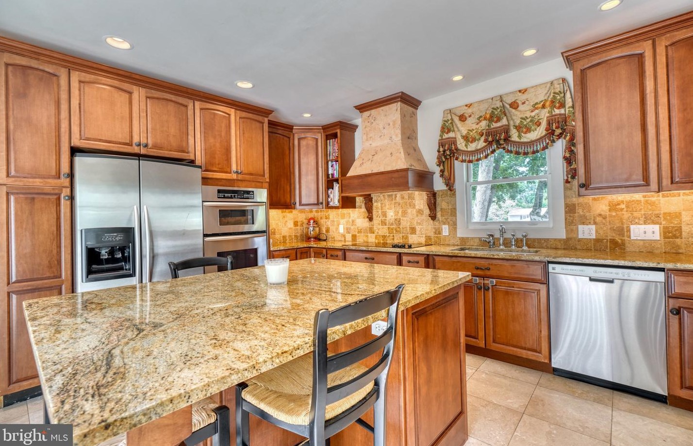 210 Anvil Way, Baltimore MD 21212-1301 exterior