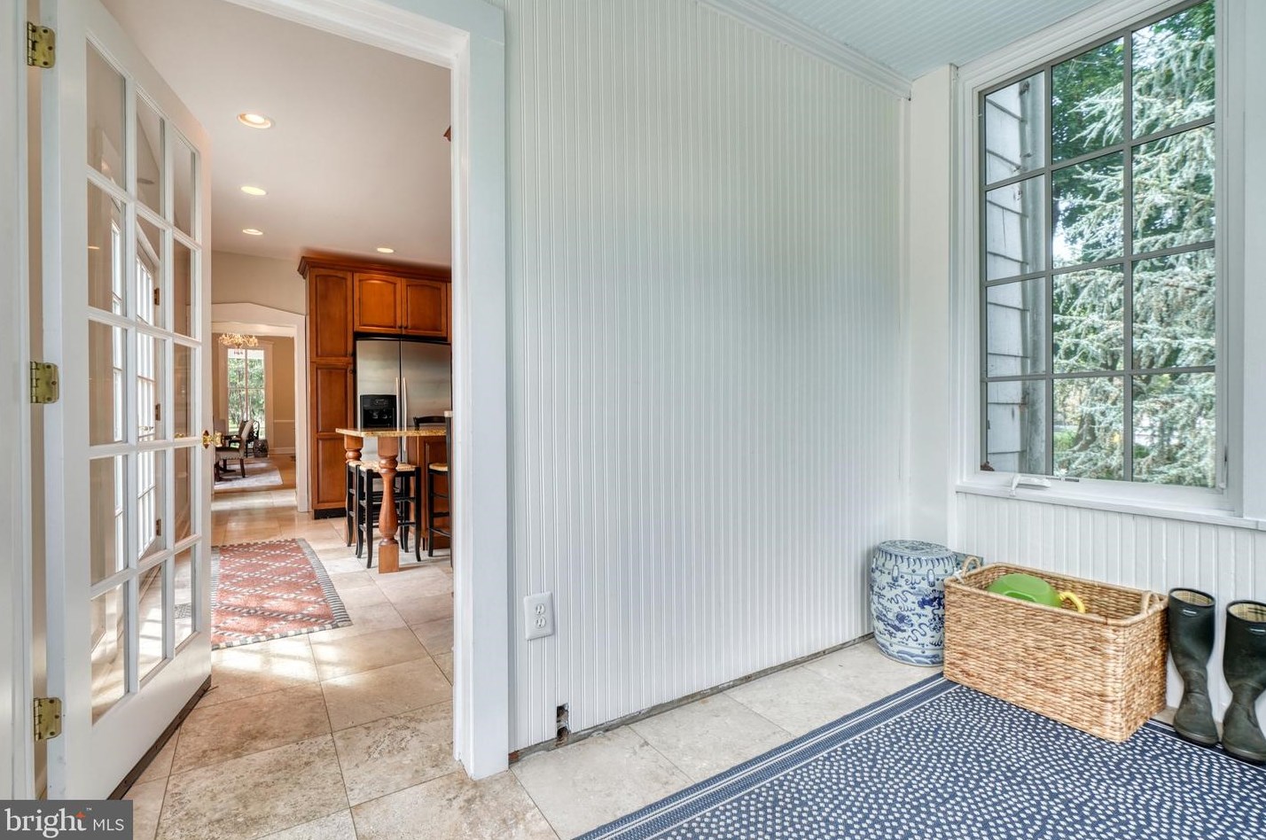 210 Anvil Way, Baltimore MD 21212-1301 exterior