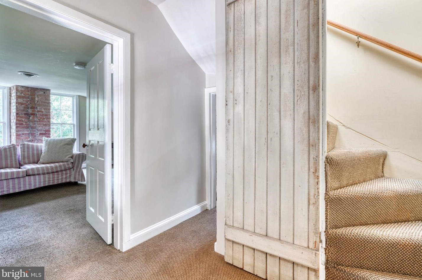 210 Anvil Way, Baltimore MD 21212-1301 exterior