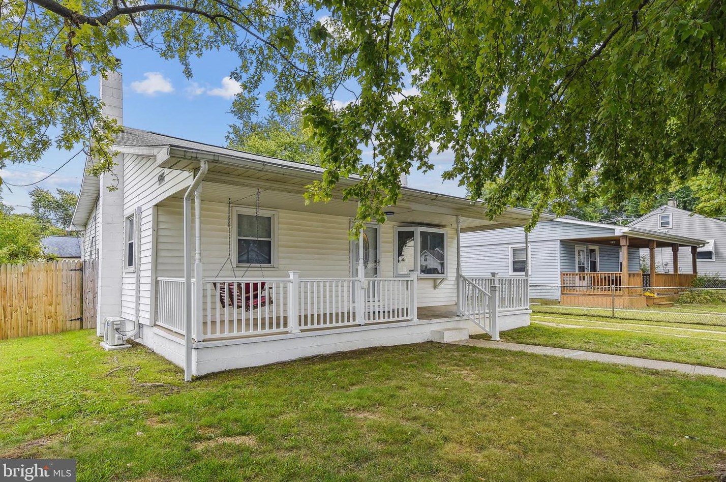 2 Right Rudder Ct, Baltimore, MD 21220-3537