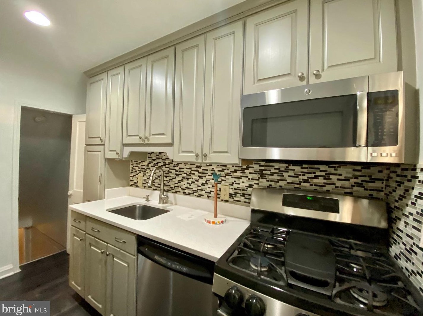 603 Middlesex Rd, Baltimore MD  21221-2125 exterior