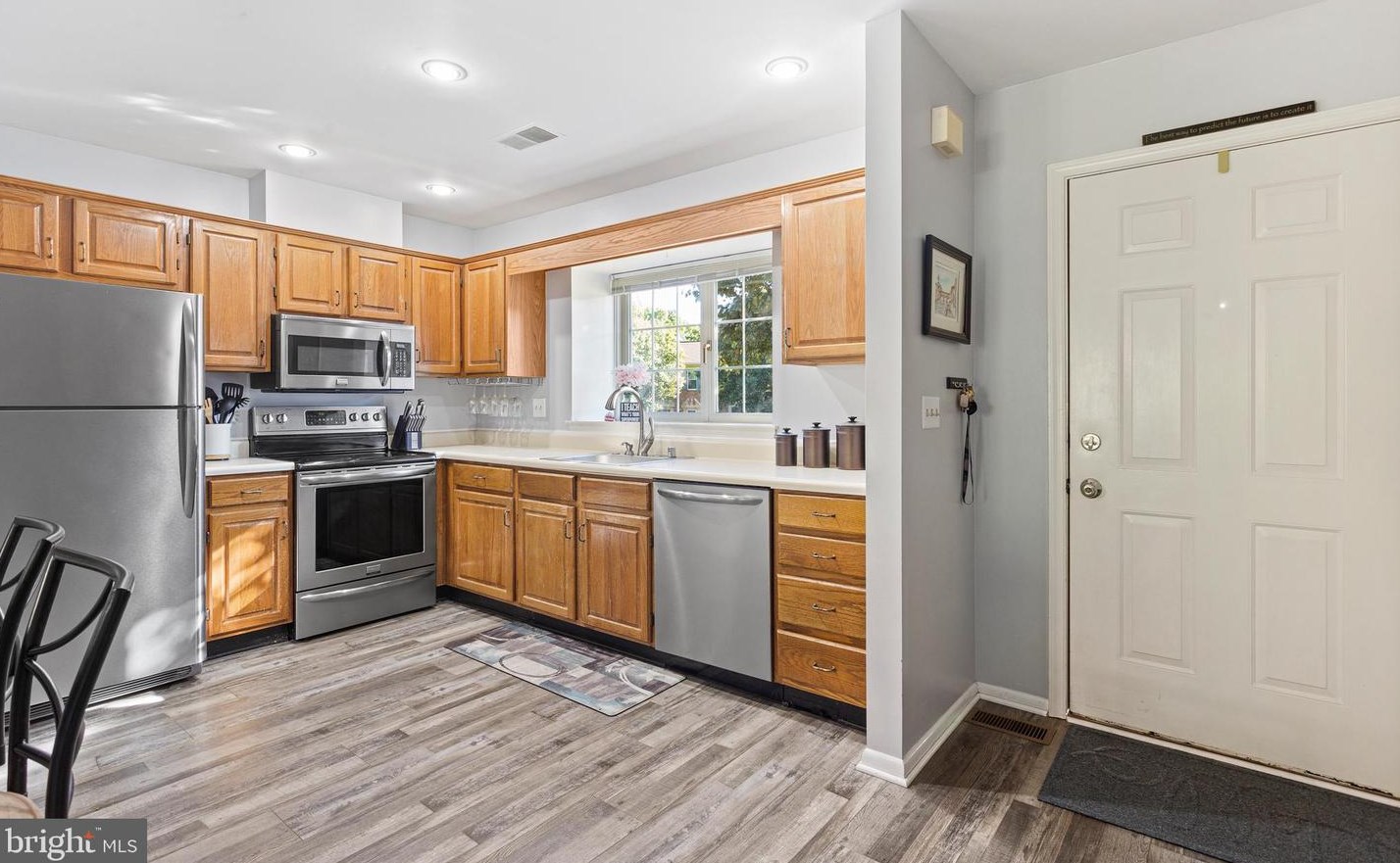7 Tilton Ct, Baltimore, MD 21236-5184