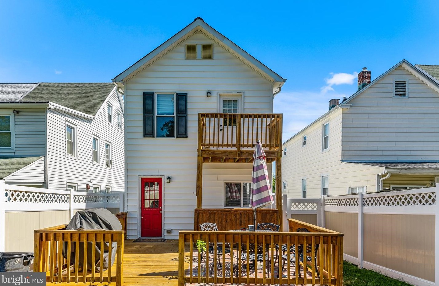 52 Mellor Ave, Baltimore MD 21228-5105 exterior