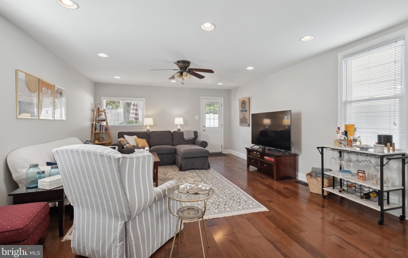 52 Mellor Ave, Baltimore, MD 21228-5104