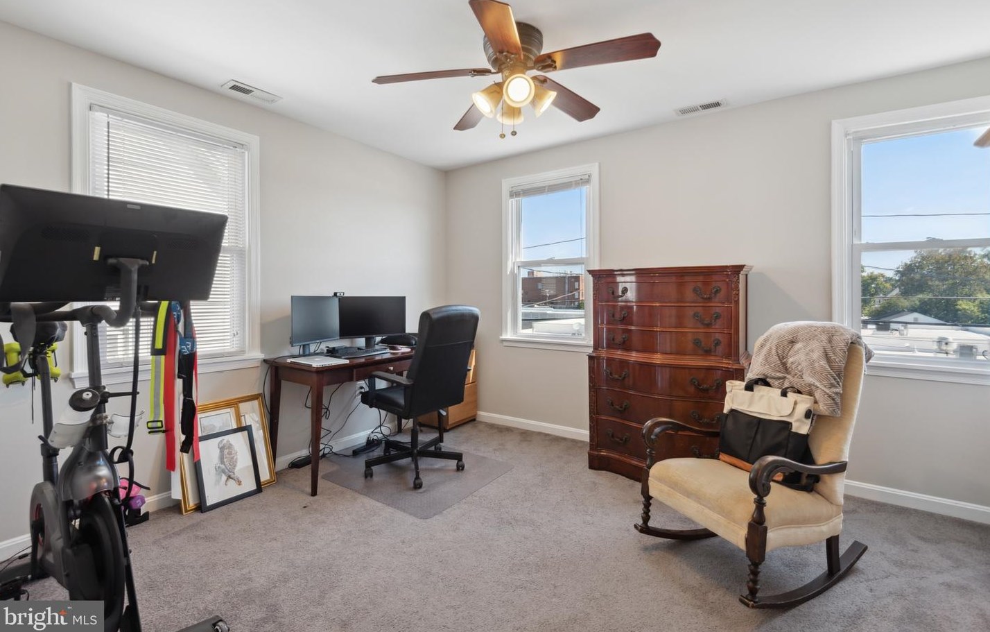 52 Mellor Ave, Baltimore MD 21228-5105 exterior