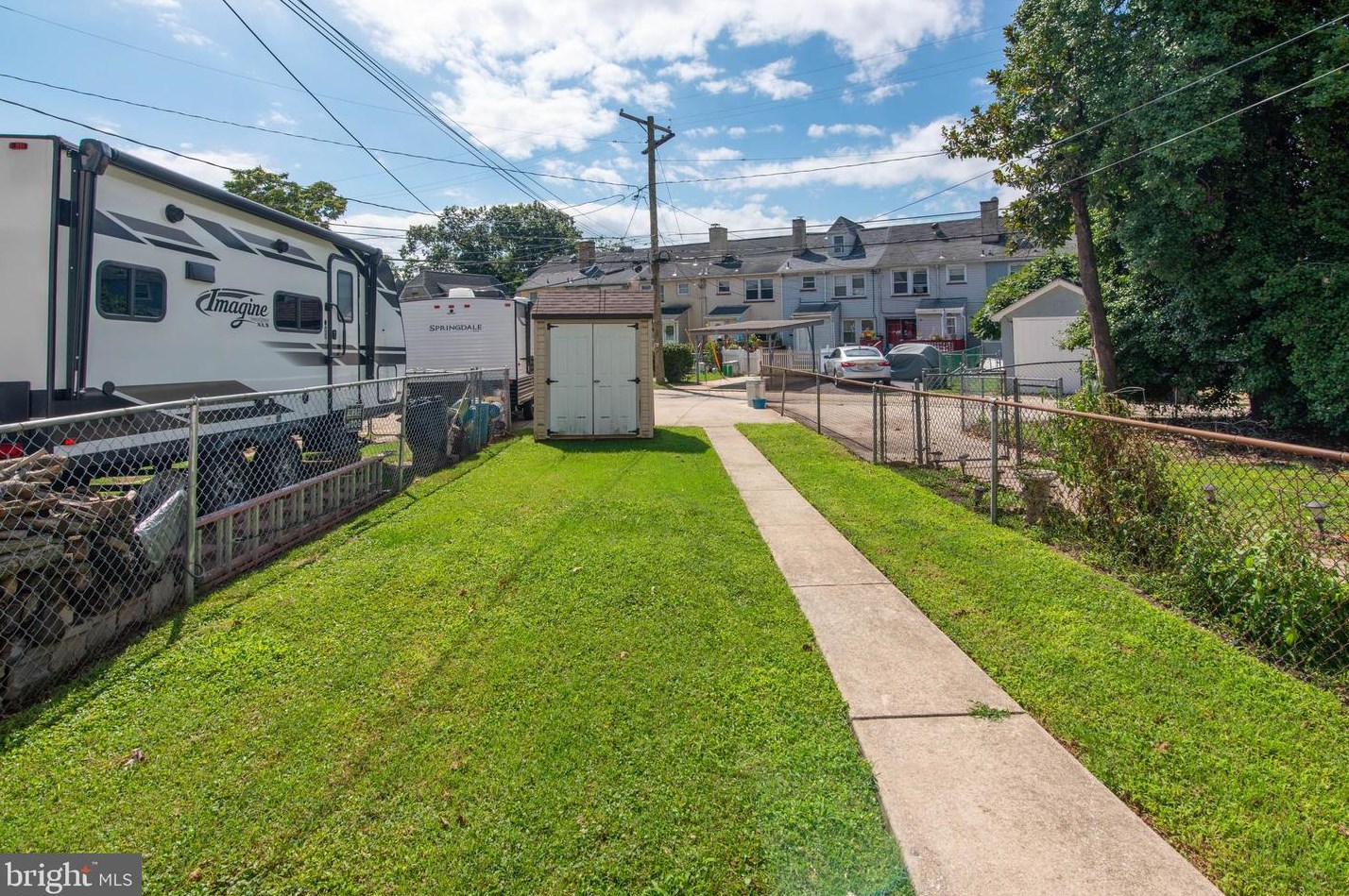 24 Portship Rd, Baltimore MD 21222-3855 exterior