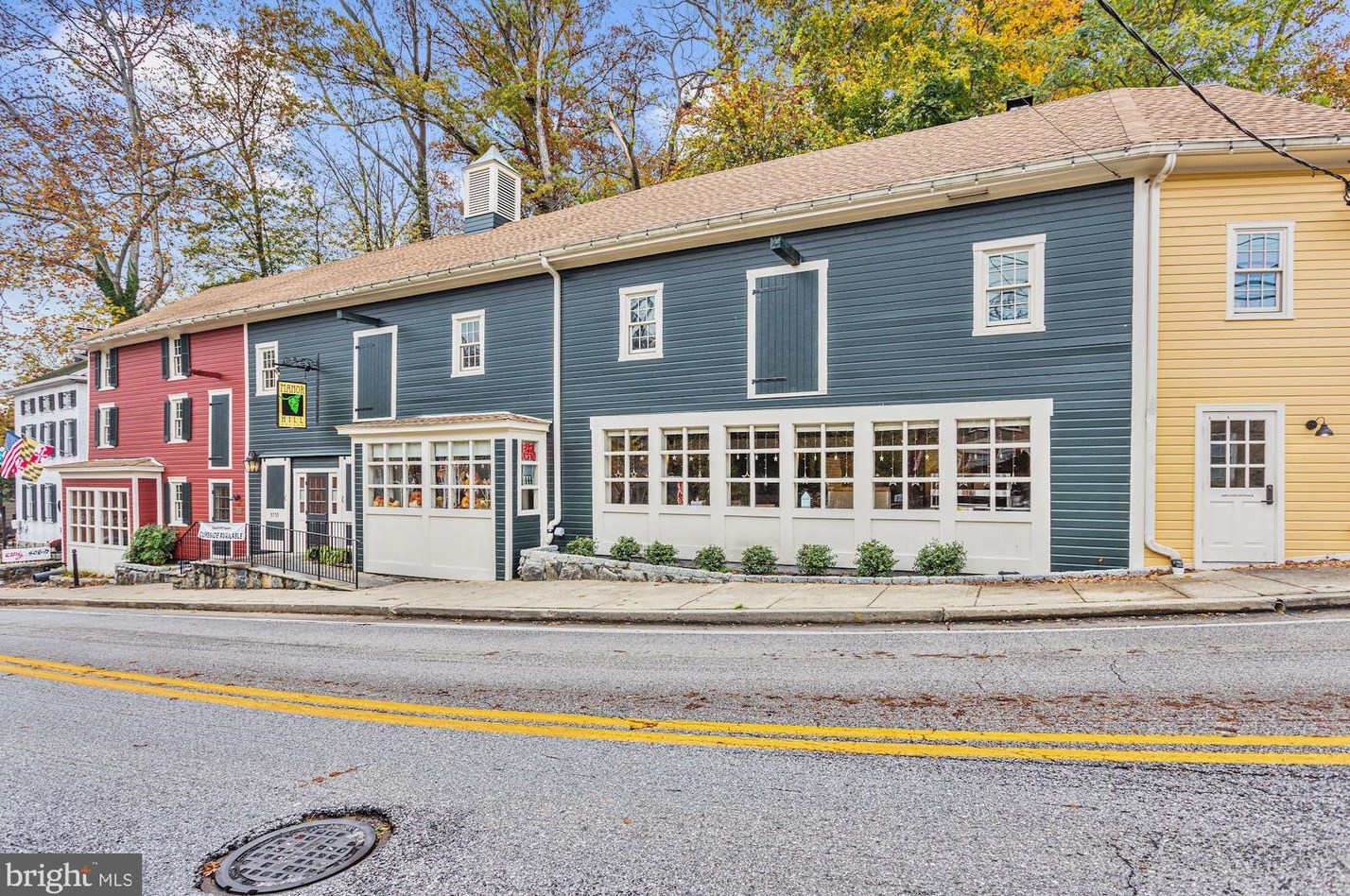 2215 Old Frederick Rd, Baltimore MD  21228-4811 exterior