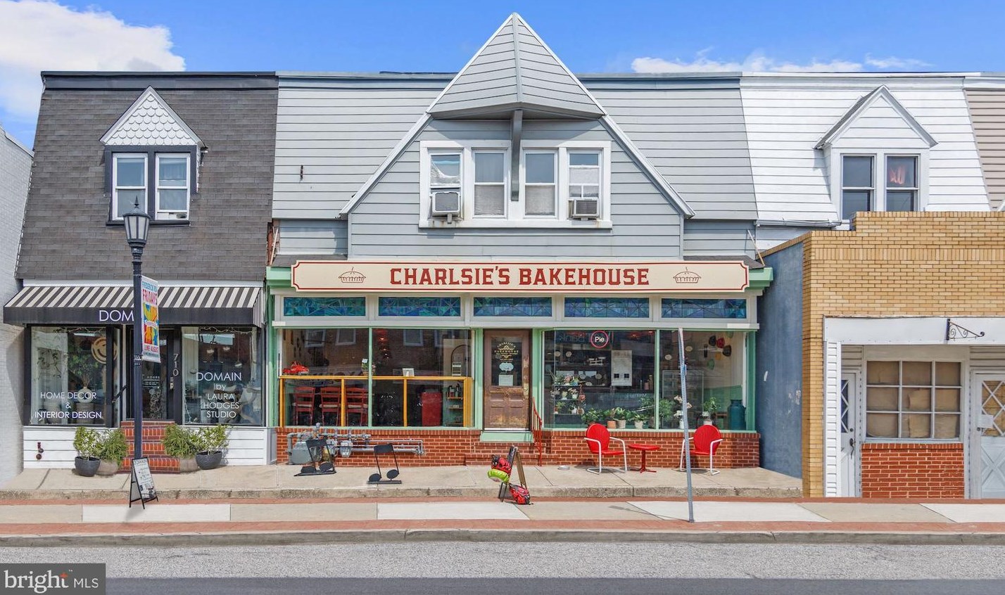 2215 Old Frederick Rd, Baltimore MD  21228-4811 exterior