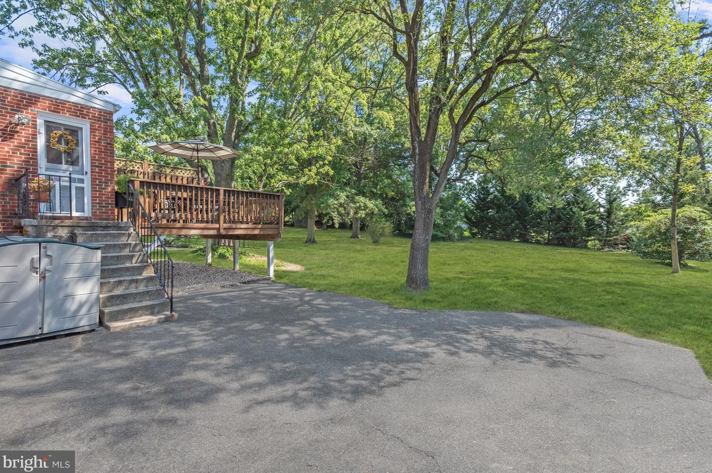 2215 Old Frederick Rd, Baltimore MD  21228-4811 exterior