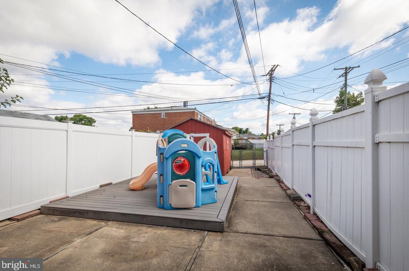 7404 Edsworth Rd, Baltimore MD  21222-1310 exterior