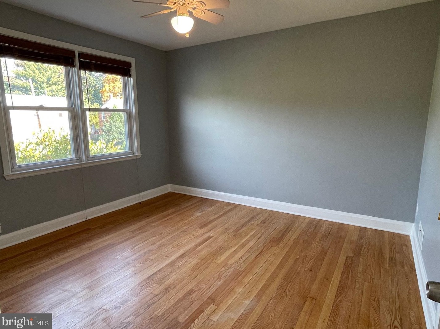 6119 Mt Rdg Rd, Baltimore MD 21228-2240 exterior