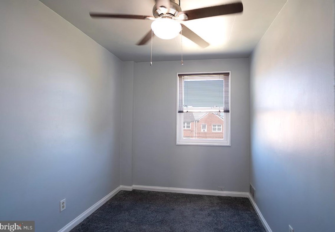 5452 Whitlock Rd, Baltimore MD  21229-1021 exterior