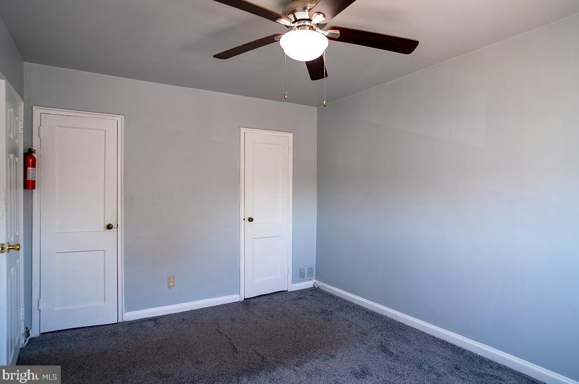 5452 Whitlock Rd, Baltimore MD  21229-1021 exterior