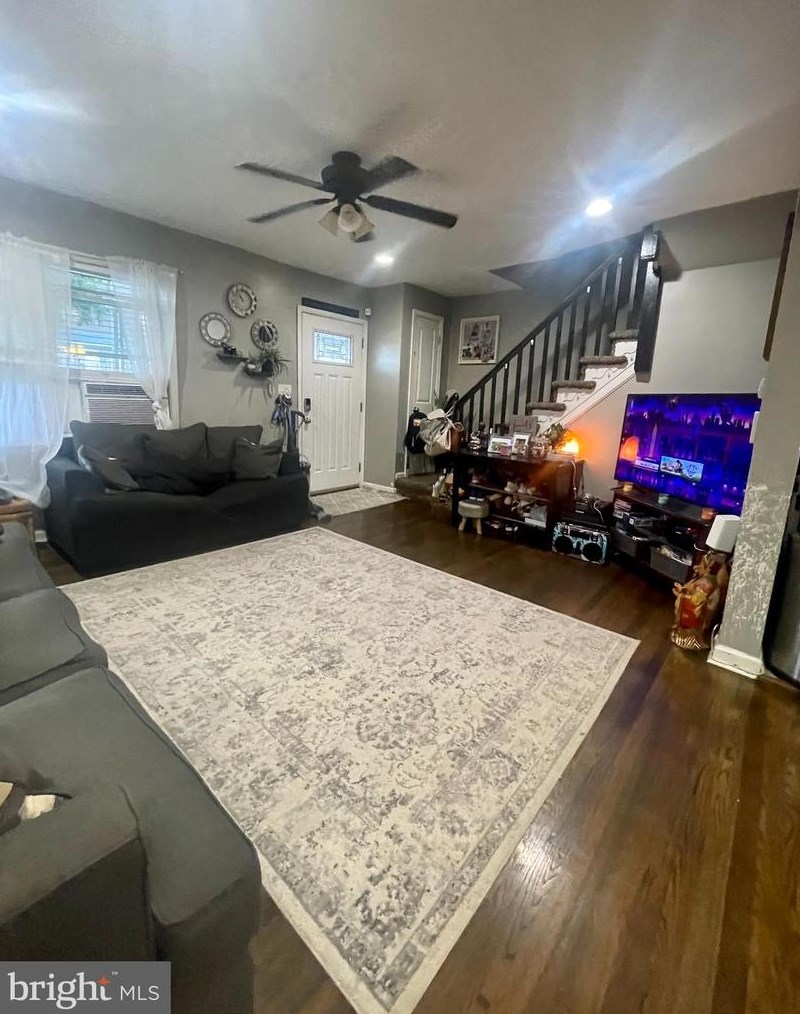 133 Cherrydell Rd, Baltimore, MD 21228-2242