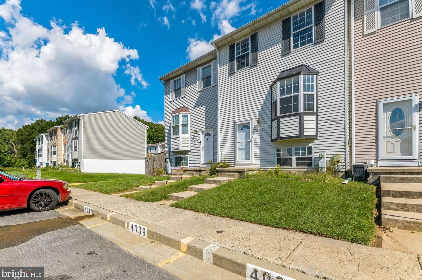 4041 Issacs Rd, Baltimore, MD 21220-2350