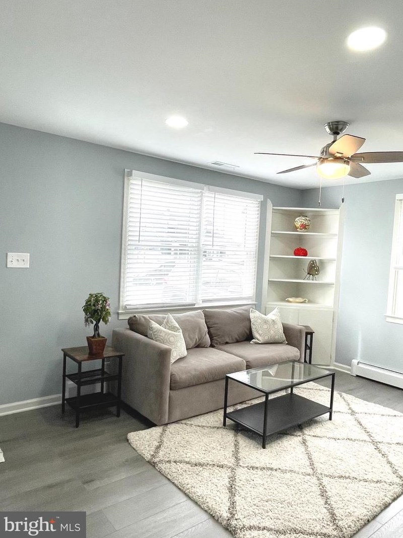 3443 Loganview Dr, Baltimore MD  21222-5950 exterior