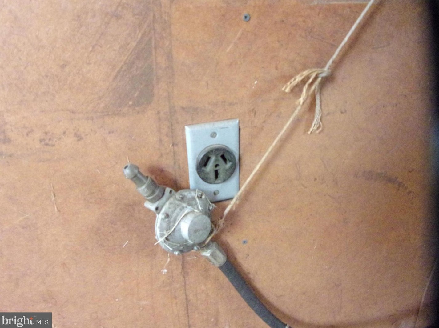 1777 Brookview Rd, Baltimore MD  21222-1208 exterior