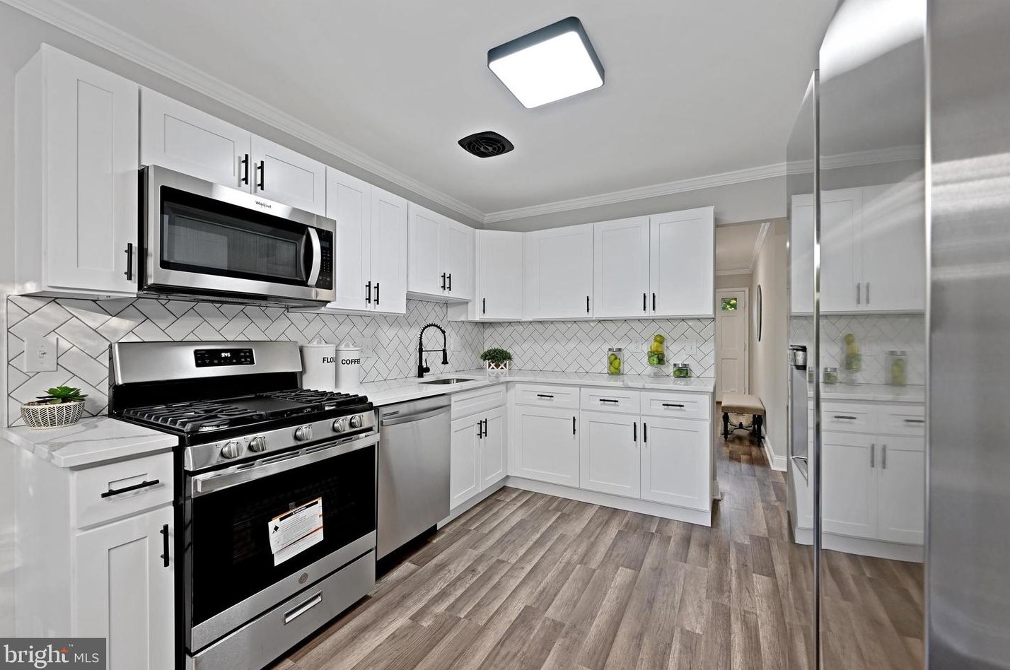 3303 Ben Vly Rd, Baltimore MD 21244-2208 exterior