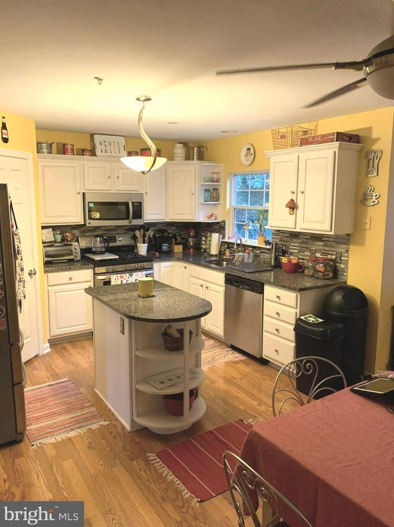 11 Greenbriar Way, Baltimore MD 21220-1746 exterior