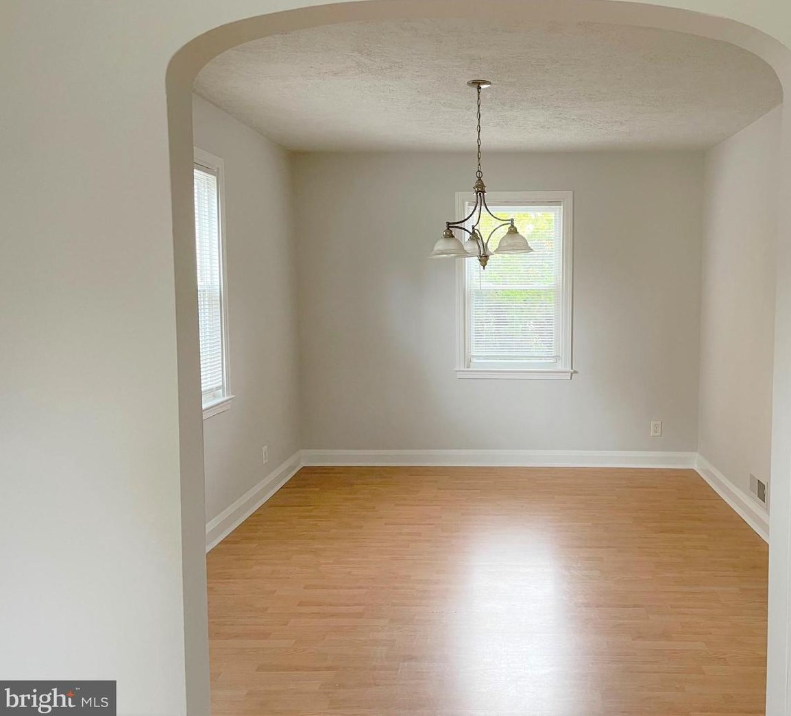 2805 Glendale Ave, Baltimore, MD 21234-6320