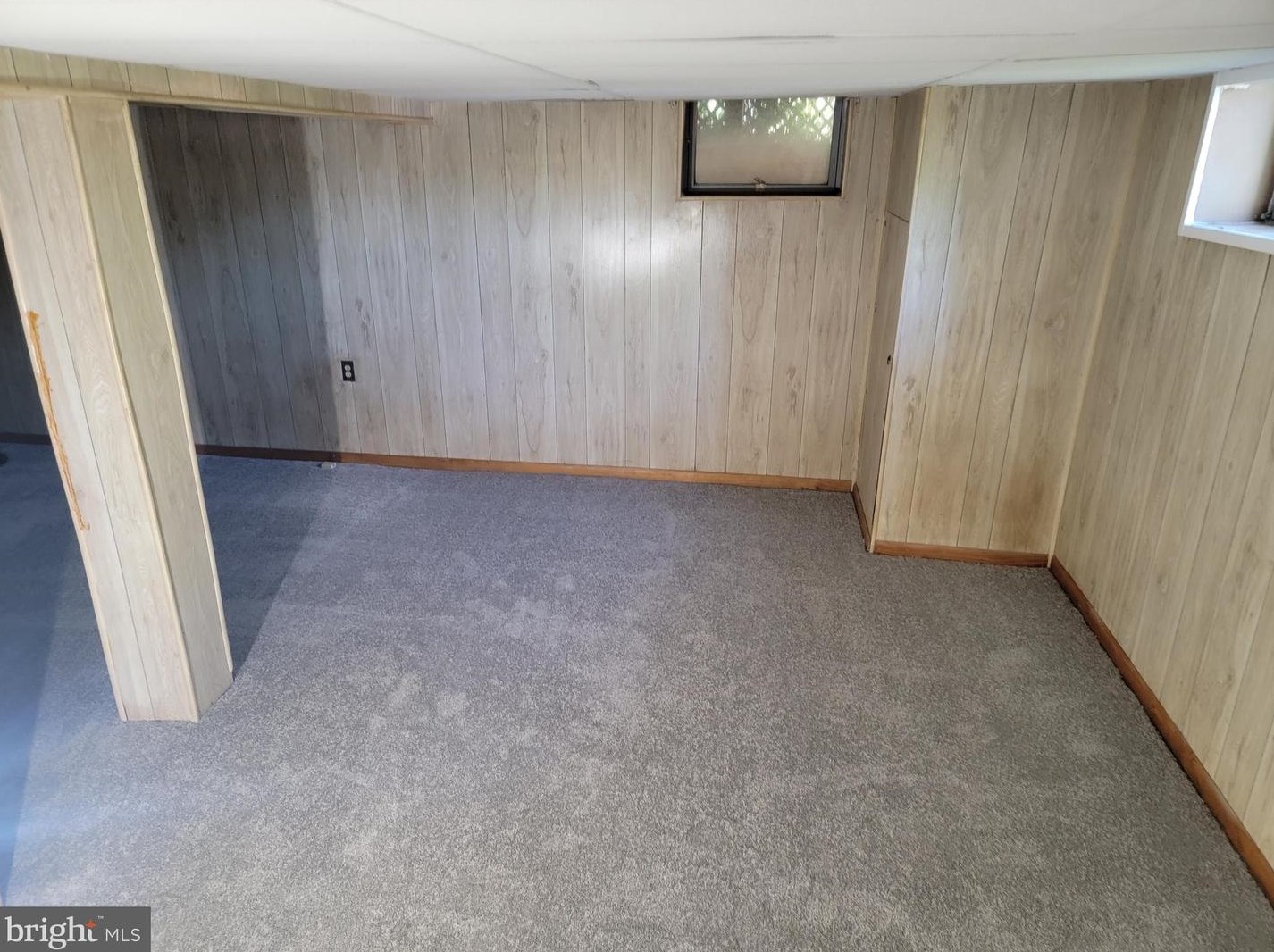 8020 Dalesford Rd, Baltimore MD  21234-5221 exterior
