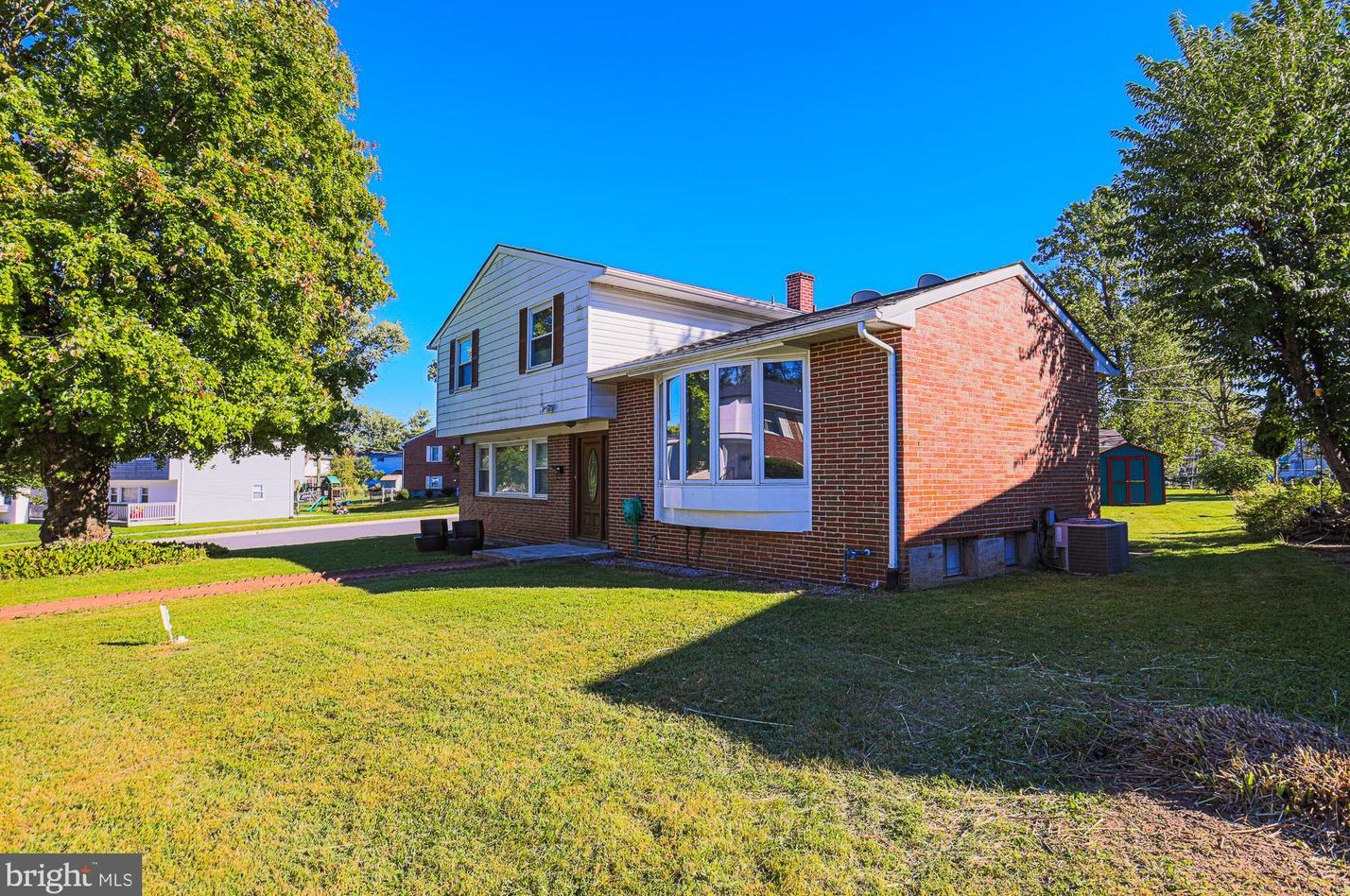 6820 Cherokee Dr, Baltimore, MD 21209