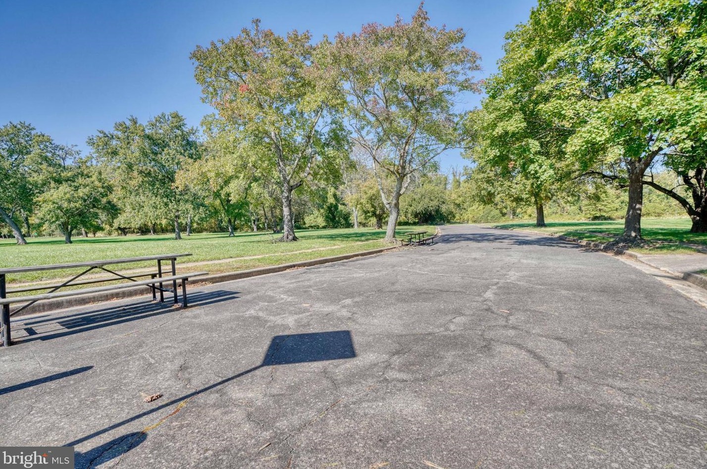 823 Templecliff Rd, Baltimore MD  21208-4629 exterior